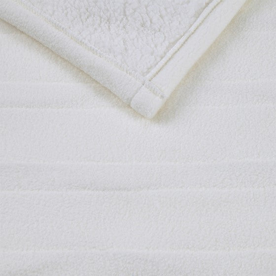 Fleece to Sherpa Heated Throw 50" x 60" - in Ivory